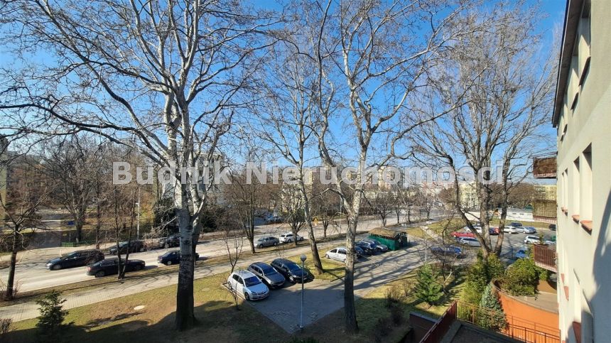 Warszawa Praga-Południe, 2 500 zł, 67.4 m2, umeblowane miniaturka 2