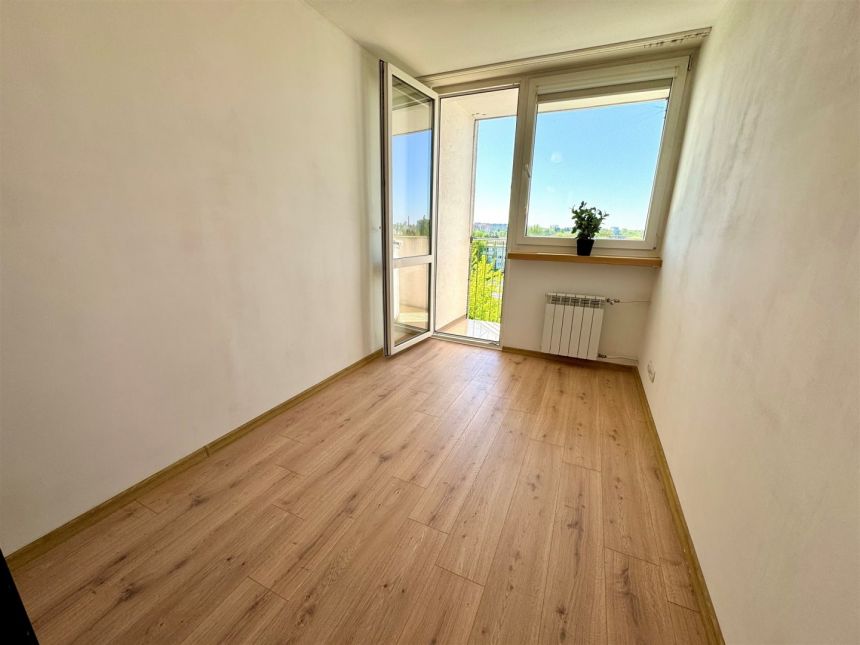 Dąbrowskiego - wygodne nieumeblowane mieszkanie miniaturka 8