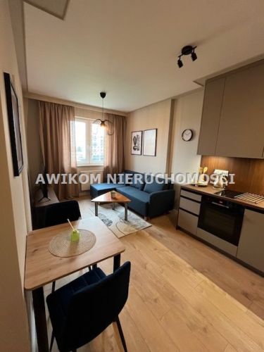 Piastów, 2 500 zł, 30 m2, w apartamentowcu
