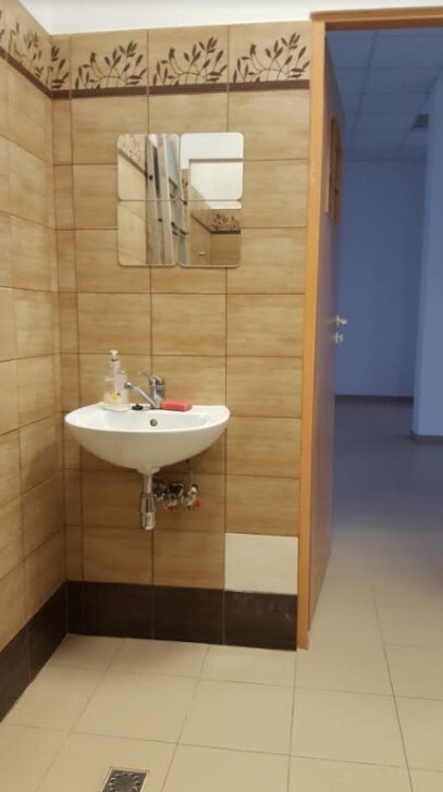 Atrakcyjny lokal użytkowy w centrum Radzymina miniaturka 8