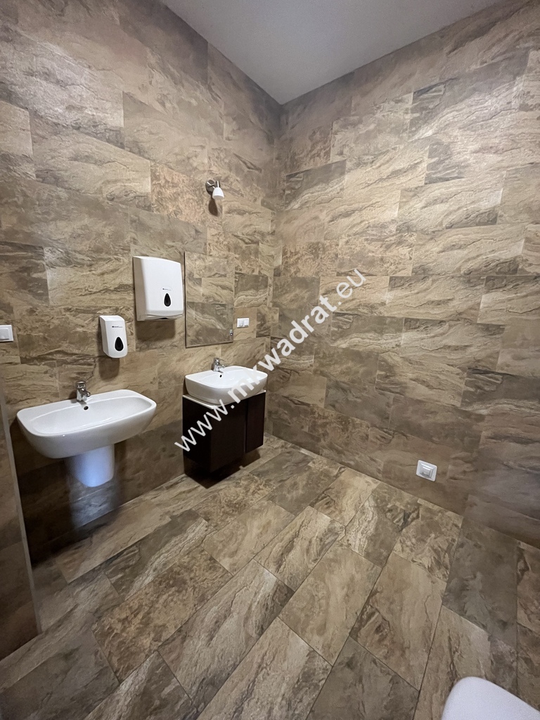 4 pokoje biurowe 65m2, MEDIA , 3 m-ca parking miniaturka 6