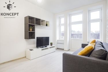 3 pokoje| CENTRUM| TV |balkon| od 01.08
