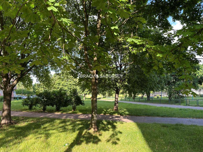 35m2 2 pokoje balkon Mistrzejowice! miniaturka 12