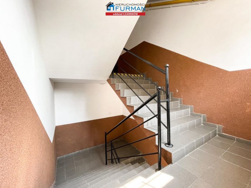 Czarnków, 317 000 zł, 50.4 m2, ciemna kuchnia miniaturka 13