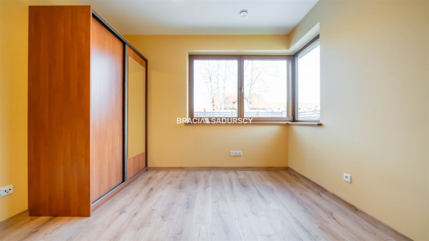 Wysoki Standard, 220 m2, 4,5 arowa dzaiłka, NOWY miniaturka 9