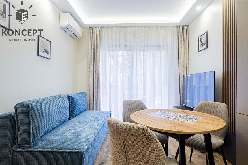 Nowy 2 pok apartament obok CH Renoma miniaturka 2