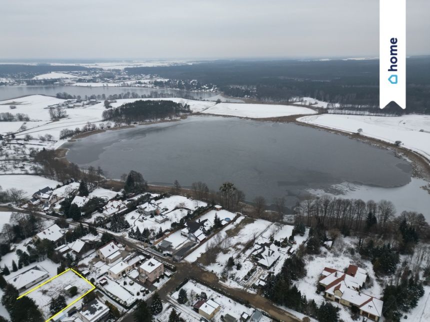 Działka budowlana 673m2 nad Jeziorem - zdjęcie 1