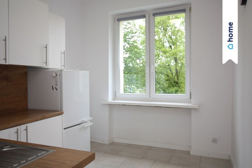 Na sprzedaż 2-pokojowe mieszkanie 50 m² - zdjęcie 1