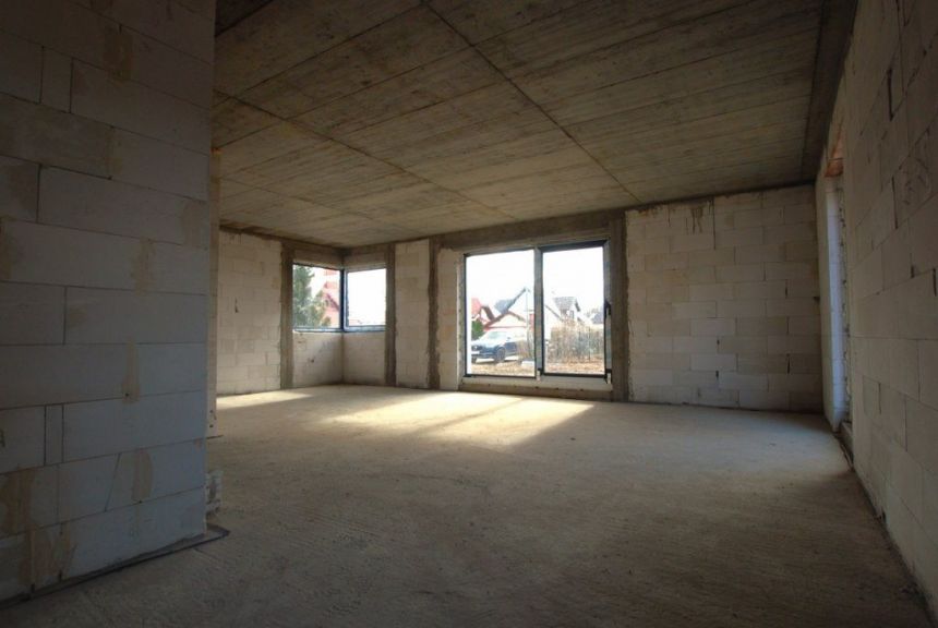 Nowy dom wolnostojący, działka 700 m2 Piekoszów miniaturka 4