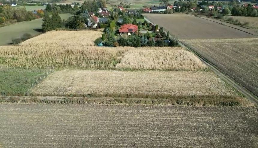 Na sprzedaż działka budowlana w miejscowości Chyża - zdjęcie 1