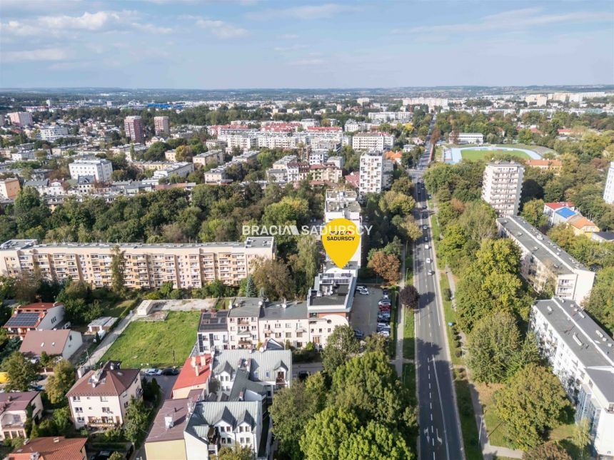 Budynek biurowy, 400m2 miniaturka 17