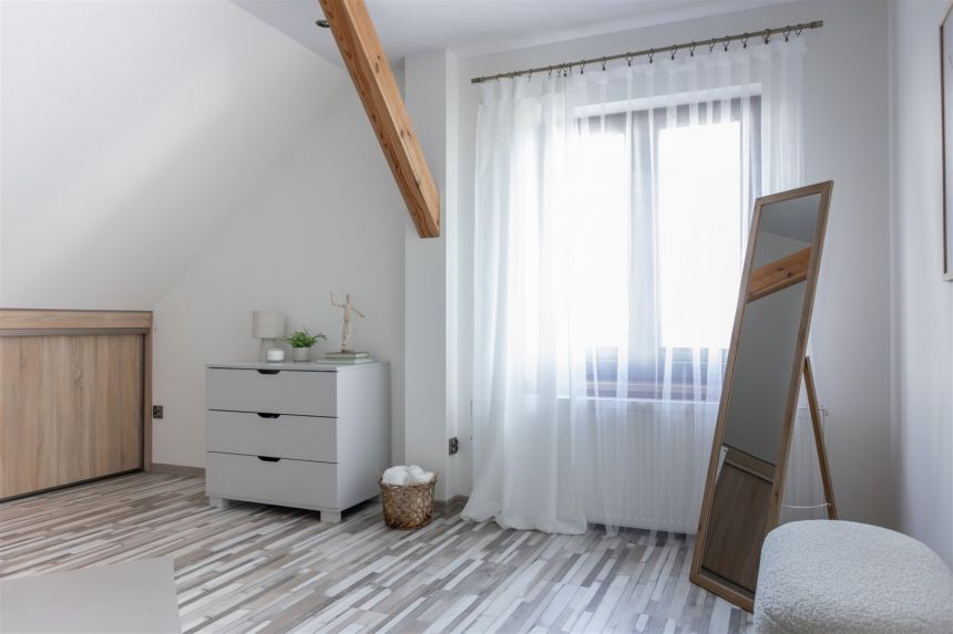 Łódź Górna, 970 000 zł, 167 m2, do zamieszkania miniaturka 24