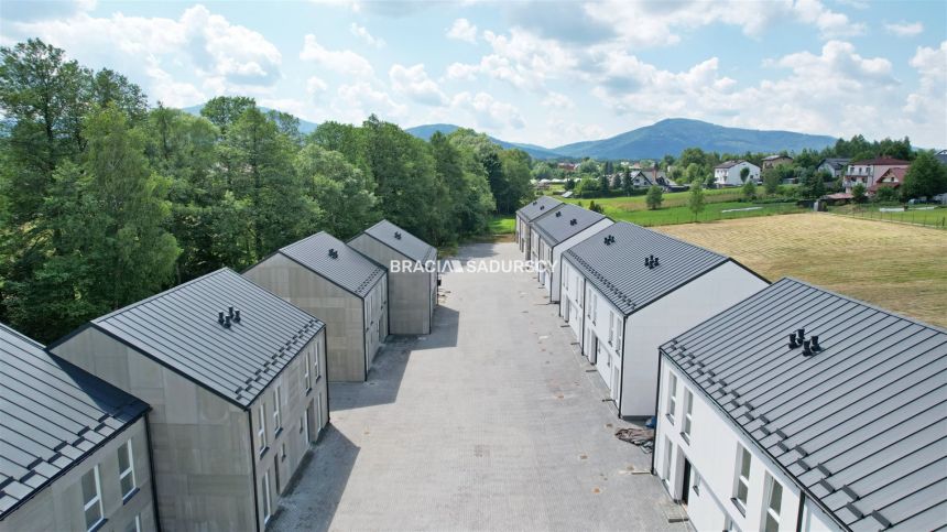 Dwupoziomowy apartament w Łodygowicach miniaturka 25