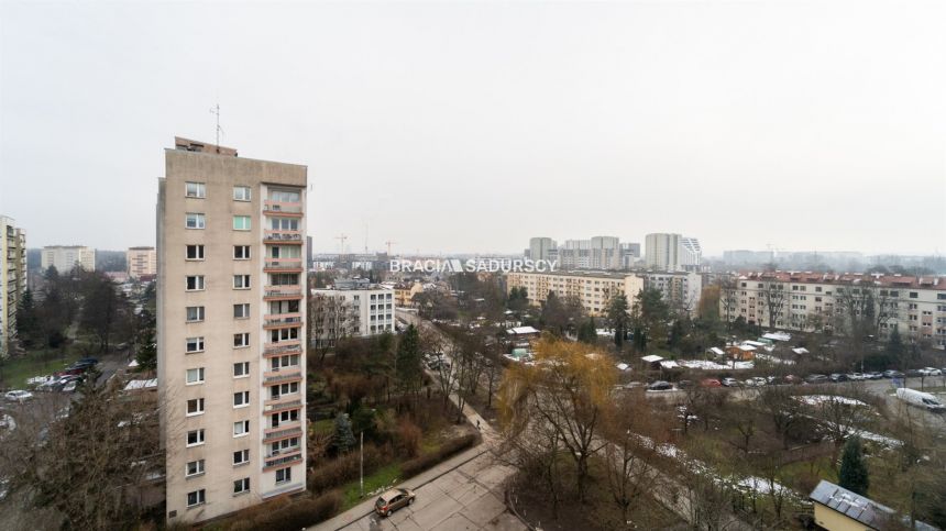 PRĄDNIK CZERWONY, 2 pokoje z dużym balkonem, winda miniaturka 4