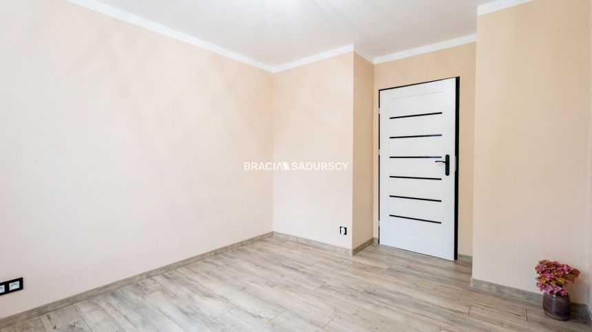 Świetna Lokalizacja,Mieszkanie po Remoncie Skawina miniaturka 25