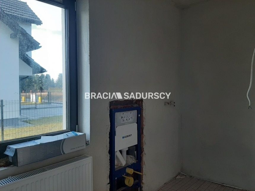 Nowoczesne domy w zabudowie bliźniaczej z garażem! miniaturka 9