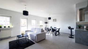 Nowoczesny salon 40m2/2balkony/garaz/piwnica