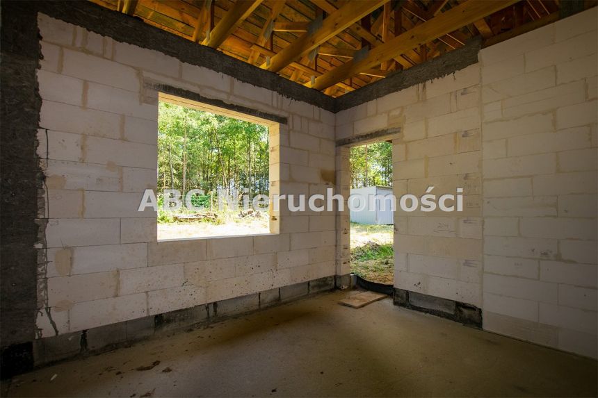 Skórka, 340 000 zł, 161.2 m2, aneks kuchenny połączony z salonem miniaturka 8