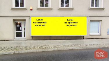 Lokal w centrum Wildy.
