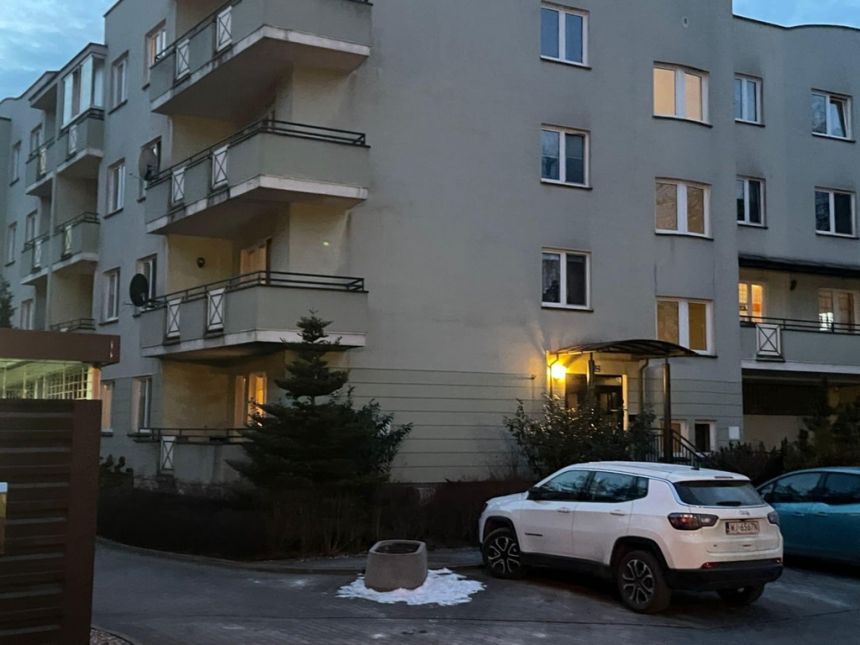 Legionowo- kawalerka 26 z miejscem na samochód miniaturka 7