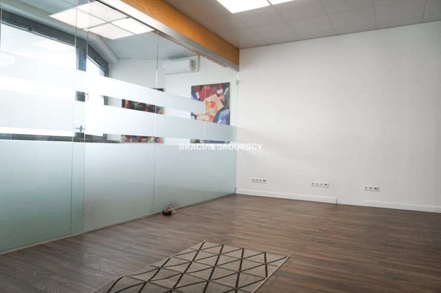 Armii Krajowej - urządzony lokal, pow. 50  m2 miniaturka 2