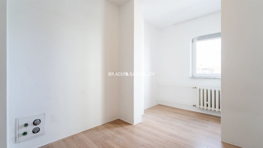 4 osobne pokoje, balkon, Rondo Mateczne 800 m miniaturka 13