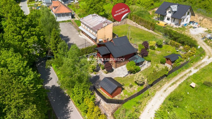Dom na sprzedaż w pięknej, zielonej okolicy! - zdjęcie 1