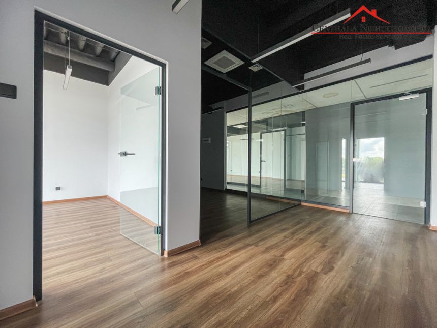 Lokal 152 m2/ wysoki standard/ Morke miniaturka 4