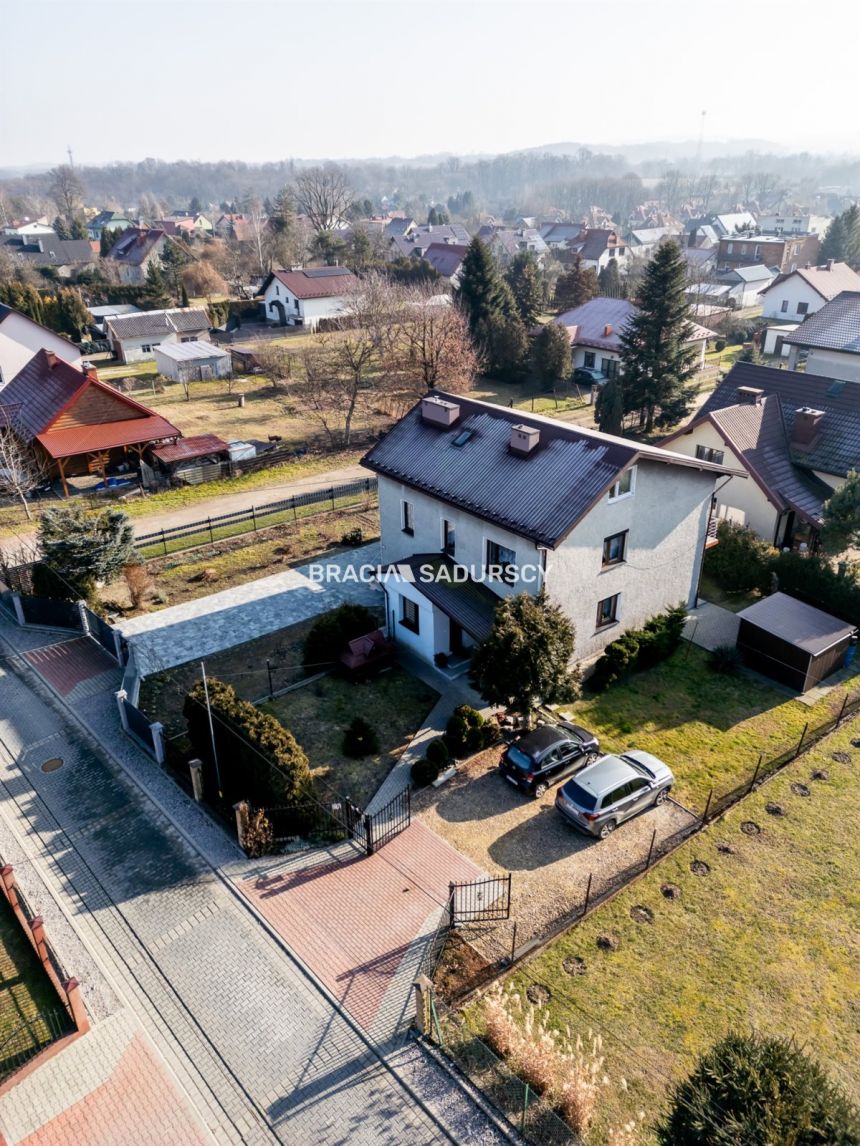 3 pok z ogródkiem - Śledziejowice. miniaturka 29