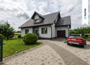 Funkcjonalny dom z ładnym ogrodem czeka na Ciebie miniaturka 2