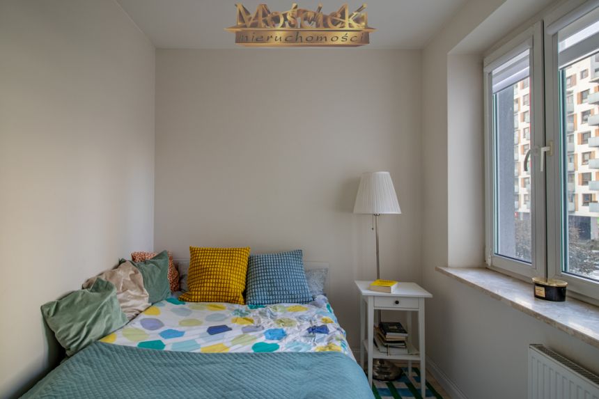 Piękne, dwupokojowe mieszkanie blisko metra miniaturka 9