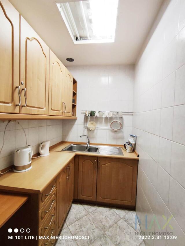 lokal w wyremontowanym biurowcu miniaturka 7