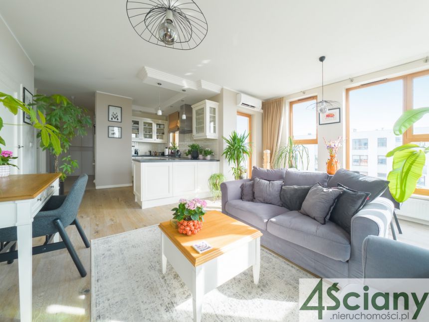 Stylowy apartament z widokiem na zachody słońca ☀️ miniaturka 2