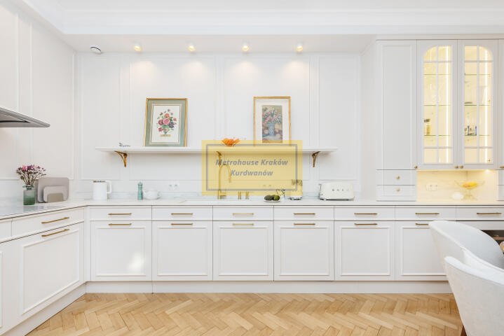 Wyjątkowy apartament w samym sercu Krakowa 141m2 miniaturka 5