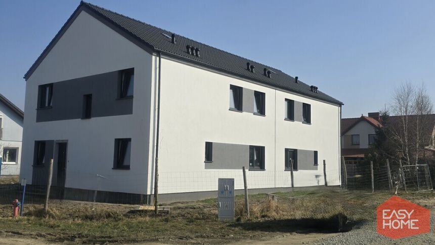 Przestronny dom ,5 pokoi, Dopiewo - zdjęcie 1