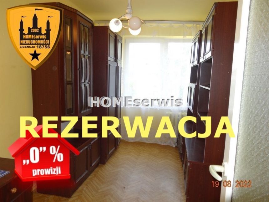 Na sprzedaż mieszkanie 37 m2 2 pokoje, piętro 2/10 - zdjęcie 1