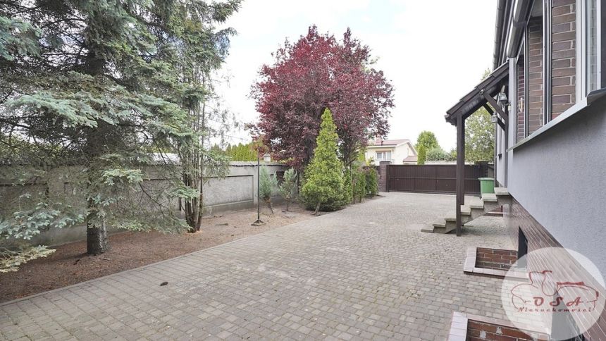 Mieszkanie 77 m2 + biura 63 m2 + magazyn 110 m2 miniaturka 2