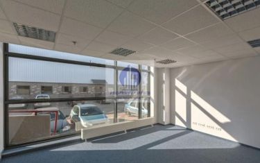Włochy: biuro 89 m2