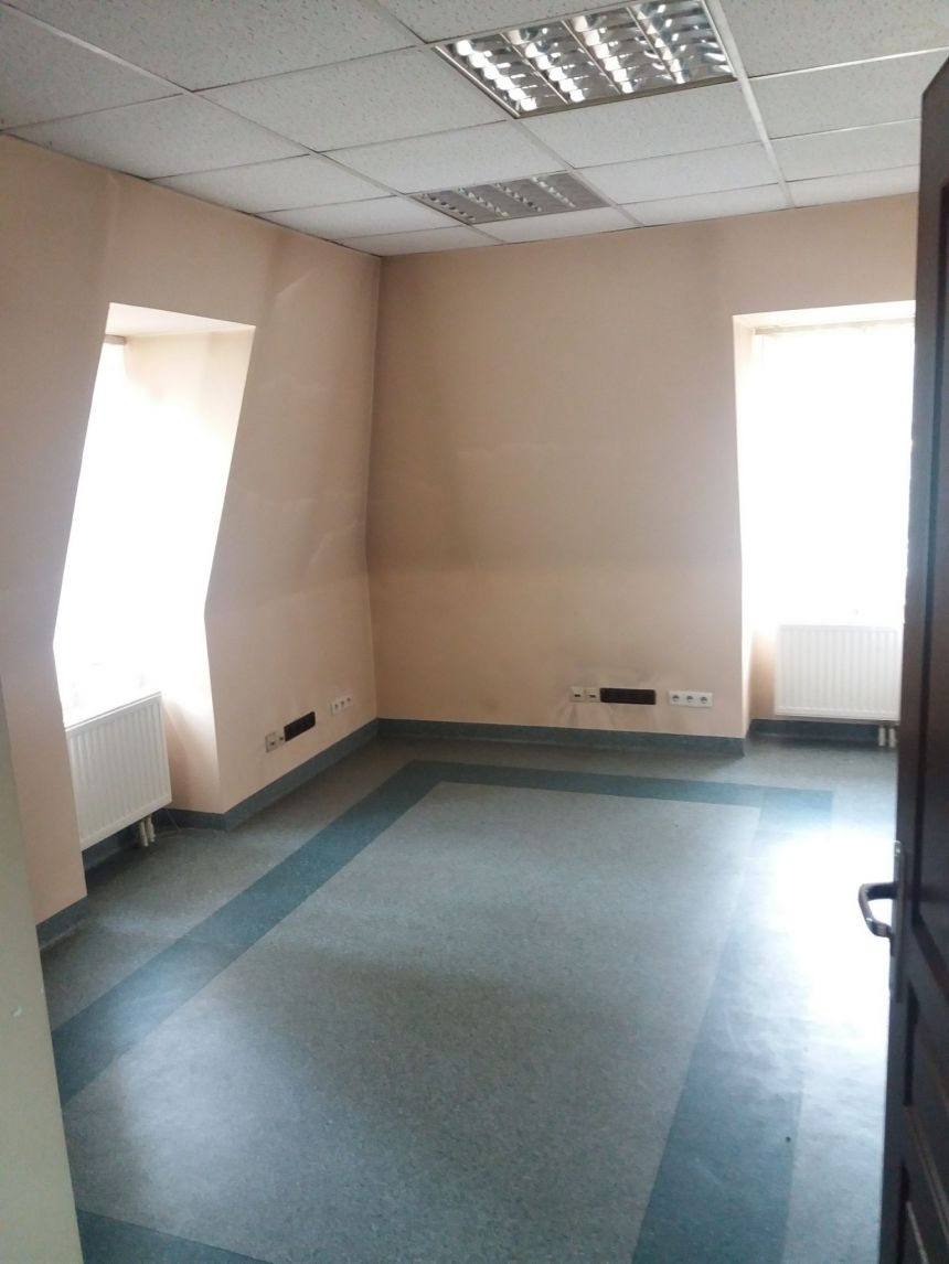 Lokal/biuro o pow.124,03 mkw Kudowa Zdrój ul. Zdrojowej 23 miniaturka 5