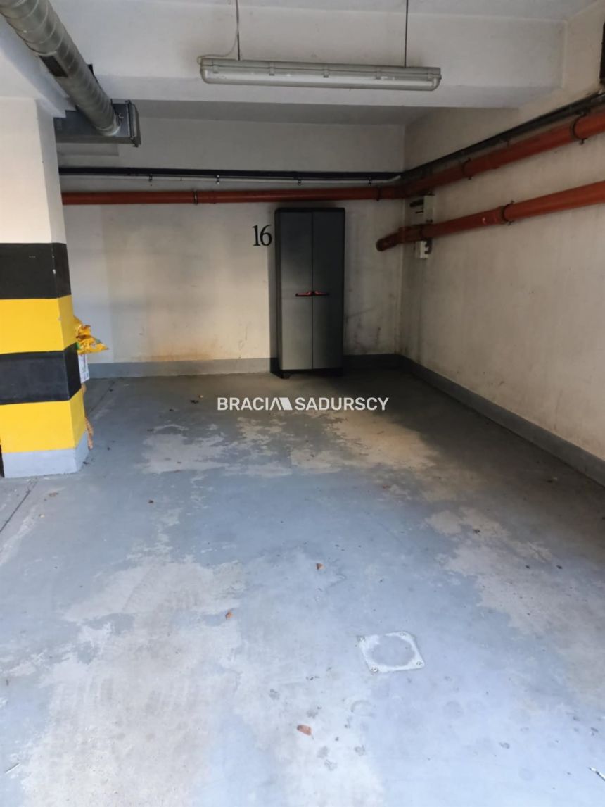 Miejsce postojowe w garażu podziemnym ul. Obozowa miniaturka 4
