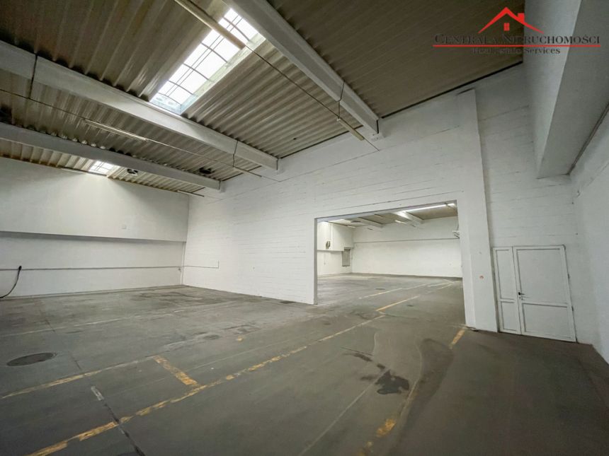 Hale 5800 m2 / 4000 m2/ 1800 m2/ biura/ Toruń miniaturka 5