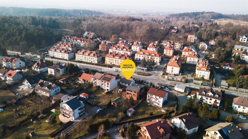 Bielany - działka 7 ar, dom do remontu -super cena miniaturka 3