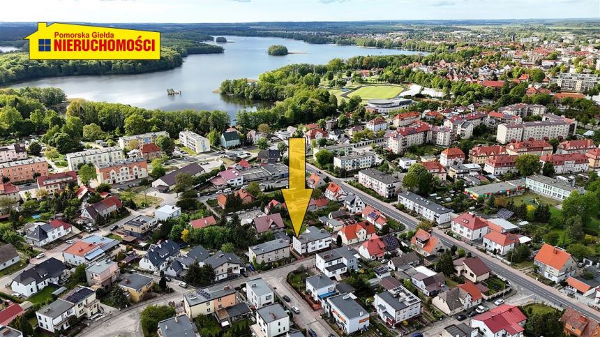 Dom bliźniak w dogodnej lokalizacji. - zdjęcie 1