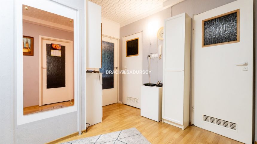 5 pokoi, balkon, zielona okolica – Kurdwanów miniaturka 19
