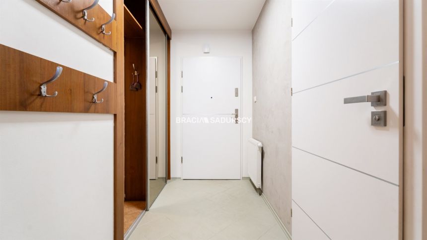 2 pokoje, balkon, Pilotów – nowoczesne i ciche miniaturka 19