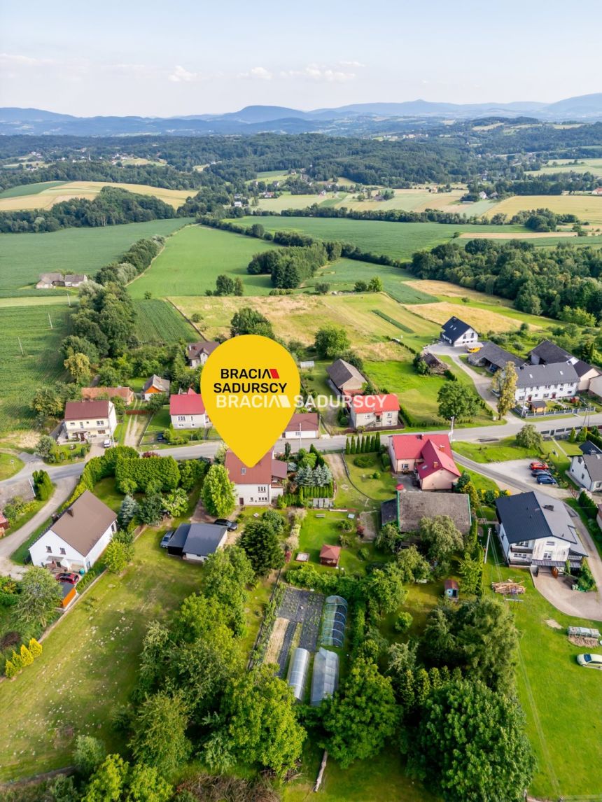 Funkcjonalny dom z lat 80-siątych miniaturka 2