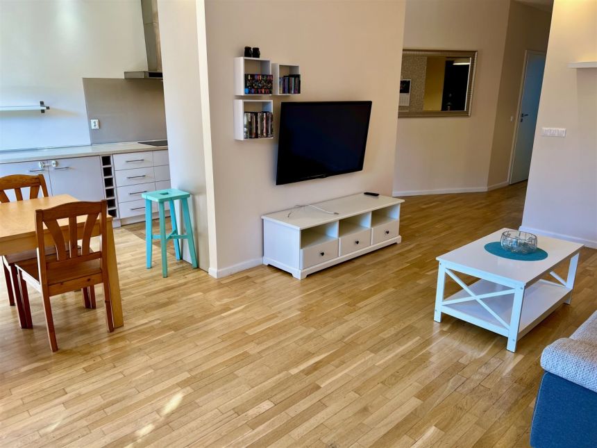 Pienista - 3 pokoje, garaż + parking, taras, ogród miniaturka 3