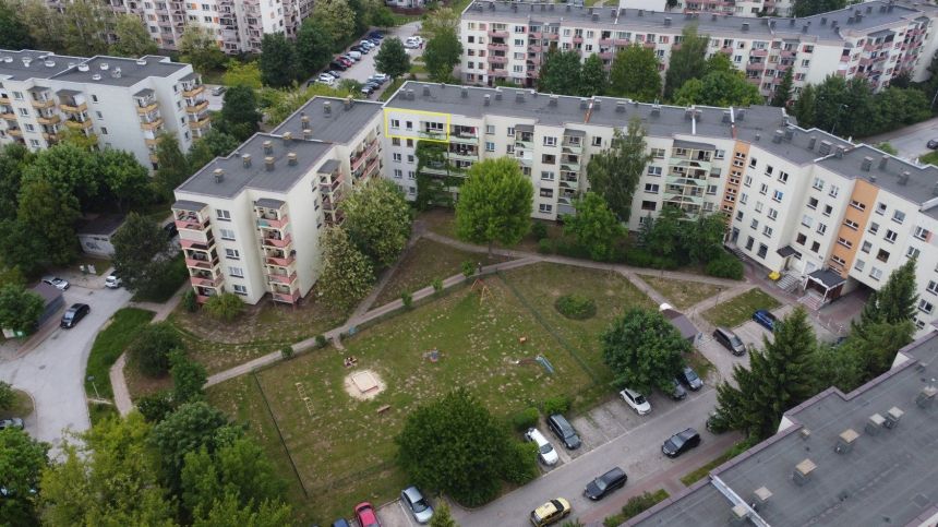 Przestronne 4 pokojowe mieszkanie ul. Karbońska miniaturka 2