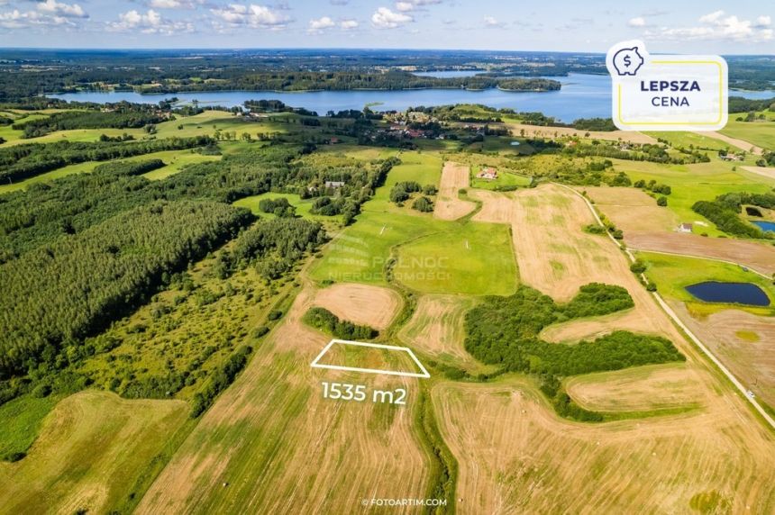 Działka z plażą nad jeziorem Narie - zdjęcie 1