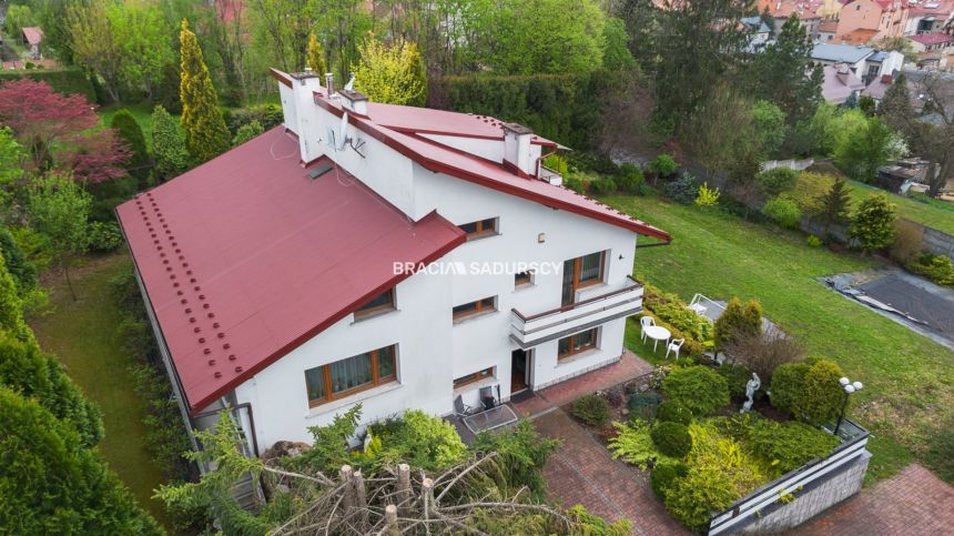 Atrakcyjny dom z działką 1760m2 w Bochni miniaturka 25